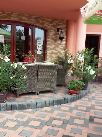 Alba Regia Pansion Egri 3* Jahodna