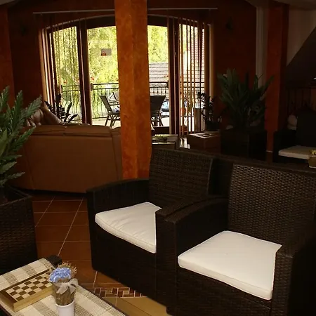 Alba Regia Pansion Egri