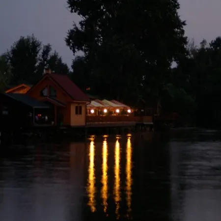 Alba Regia Pansion Egri