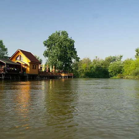 Alba Regia Pansion Egri