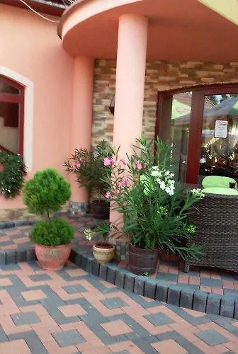 Alba Regia Pansion Egri 3* Jahodná