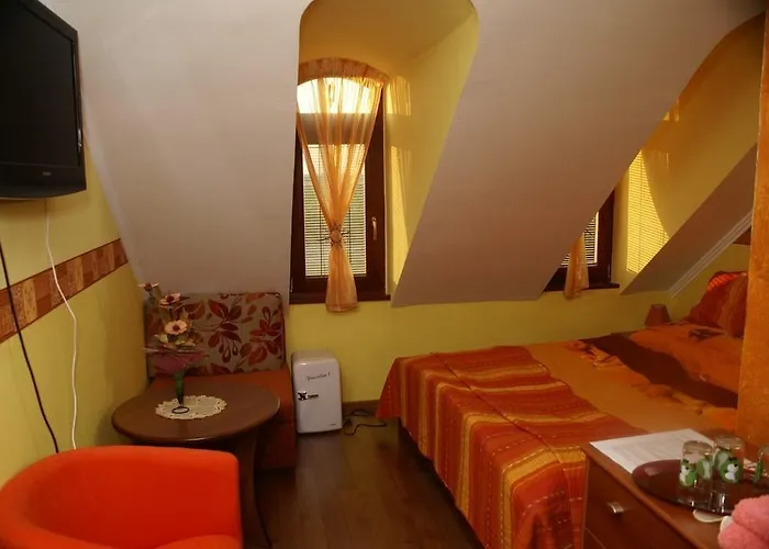 Vendégház Alba Regia Pansion Egri 3*