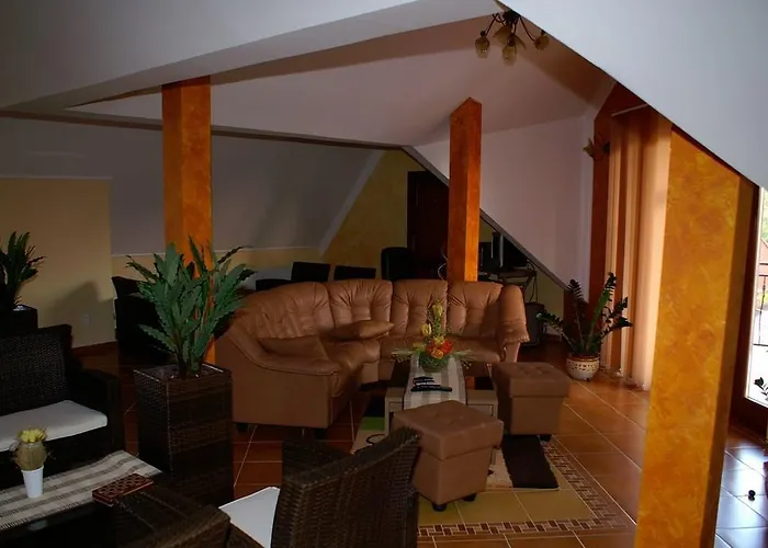 Alba Regia Pansion Egri