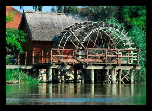 Alba Regia Pansion Egri 게스트하우스 Jahodná