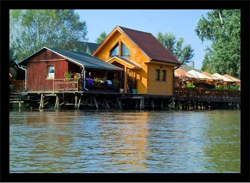 Alba Regia Pansion Egri 3*